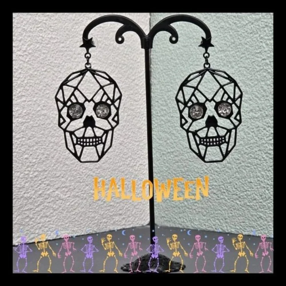 🎃 Black Skull Earrings with Rhinestone Eyes (NWOT)